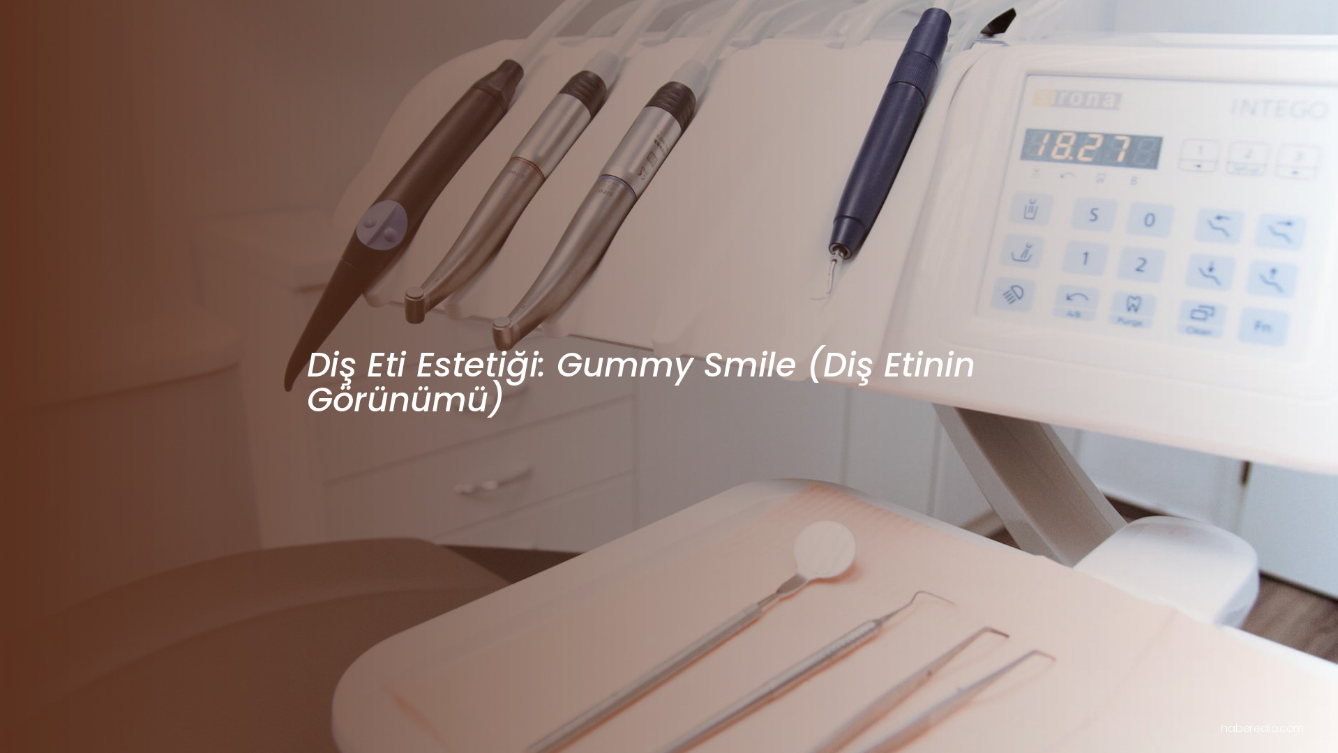 Diş Eti Estetiği: Gummy Smile (Diş Etinin Görünümü) Diş Eti Estetiği: Gummy Smile (Diş Etinin Görünümü)
