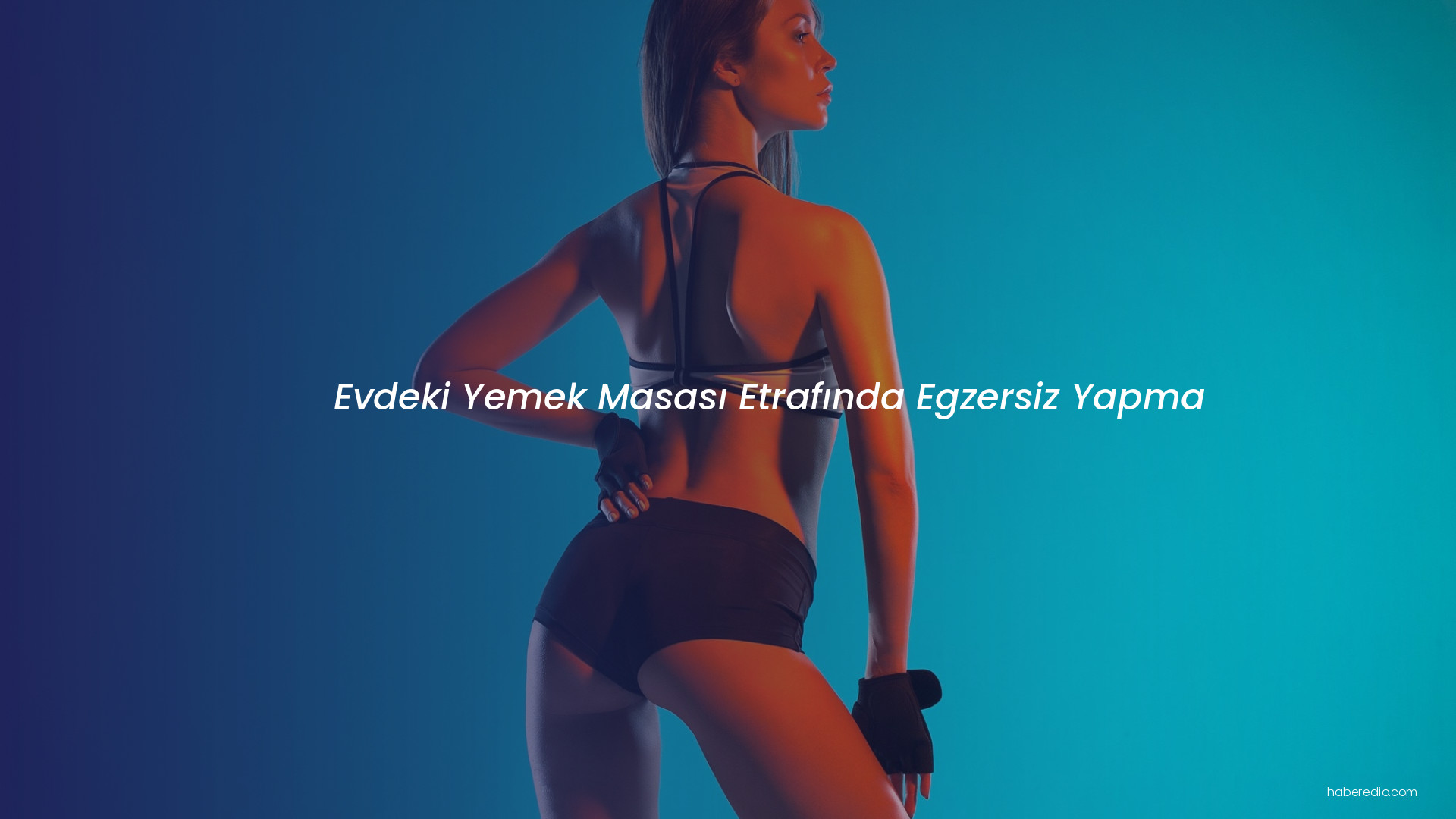 Evdeki Yemek Masası Etrafında Egzersiz Yapma Evdeki Yemek Masası Etrafında Egzersiz Yapma