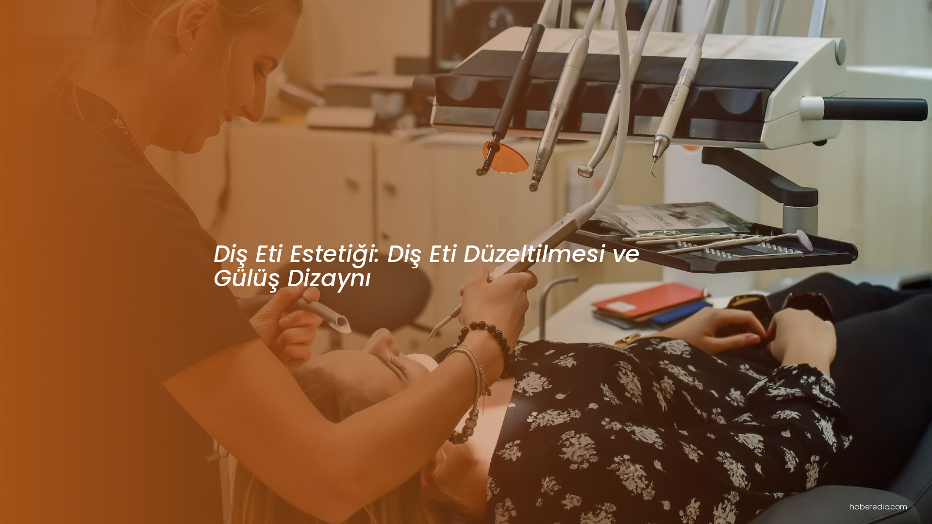 Diş Eti Estetiği: Diş Eti Düzeltilmesi ve Gülüş Dizaynı Diş Eti Estetiği: Diş Eti Düzeltilmesi ve Gülüş Dizaynı